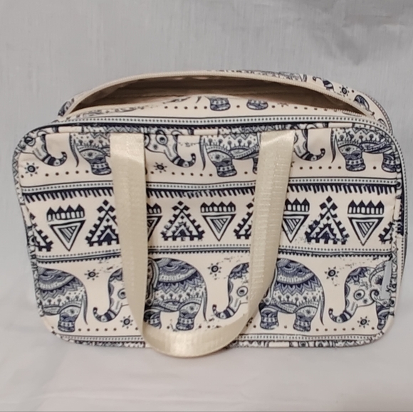 Narwey Set of Two Toiletry Bags Featuring Elephant Design - Picture 2 of 11